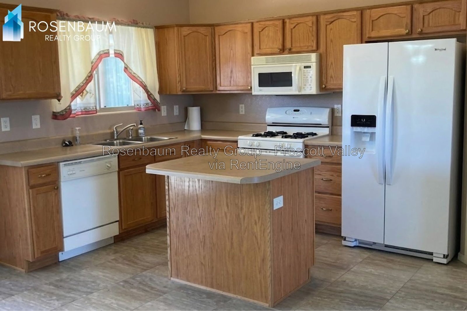 Charming 3-Beds, 2-Baths single-level home in Prescott Valley! property image