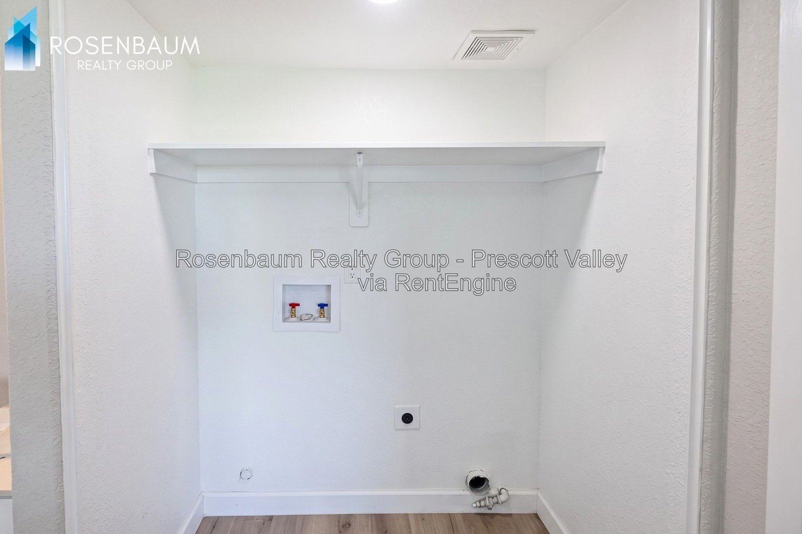 Charming 3-beds, 2-baths ranch-style home on a scenic hillside in Prescott Valley! property image