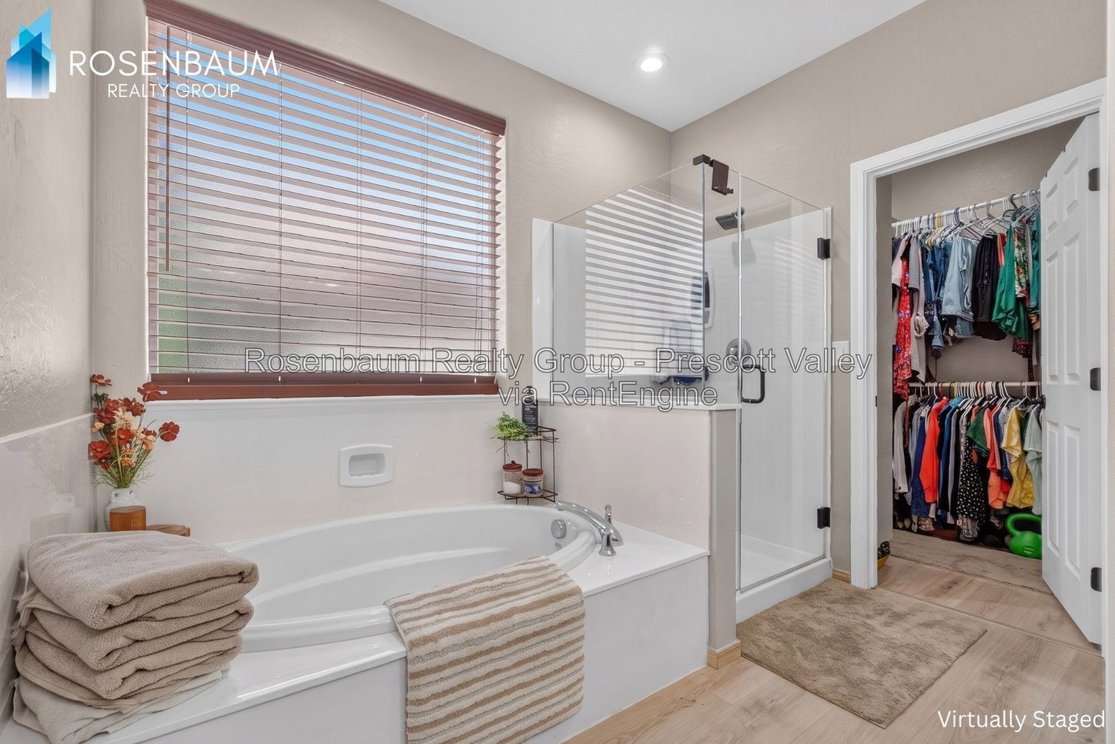 Beautifully charming 5-beds, 2.5-baths two-story home in the highly sought-after StoneRidge master-planned golf community of Prescott Valley! property image