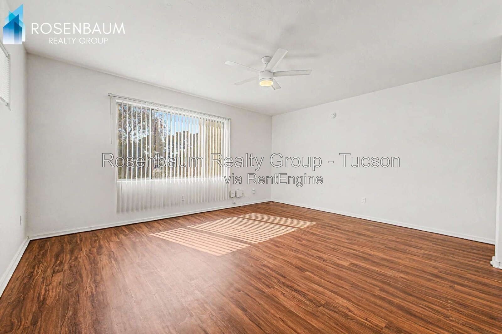 Charming 3-beds, 2-baths townhome-style duplex home in central Tucson! property image