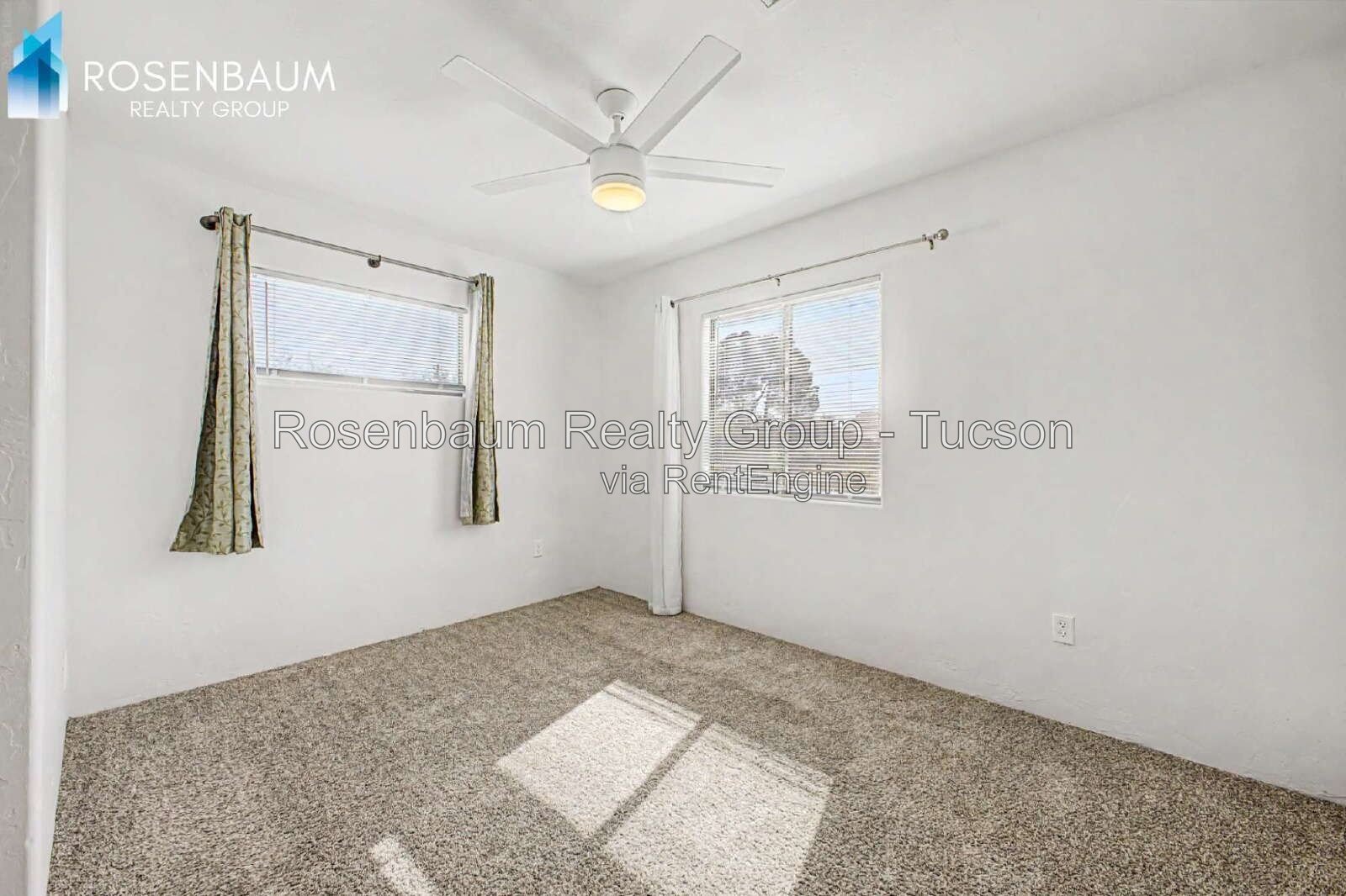 Charming 3-beds, 2-baths townhome-style duplex home in central Tucson! property image