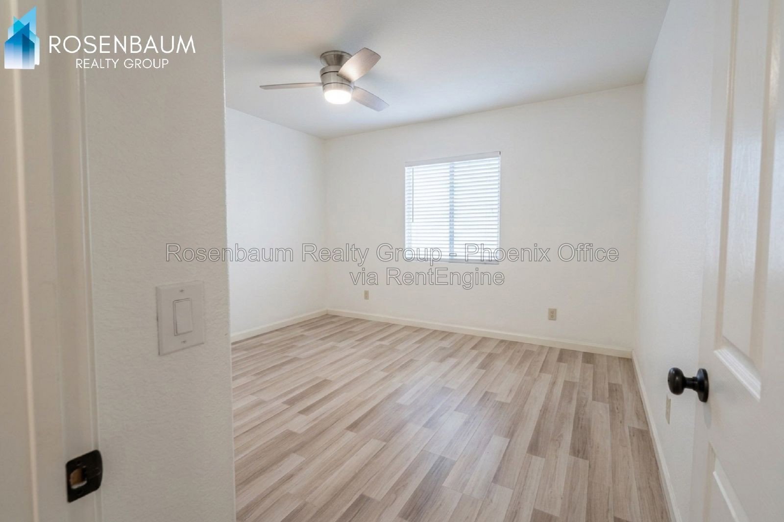Charming 3-bedrooms, 2-baths single level home in Mesa! property image