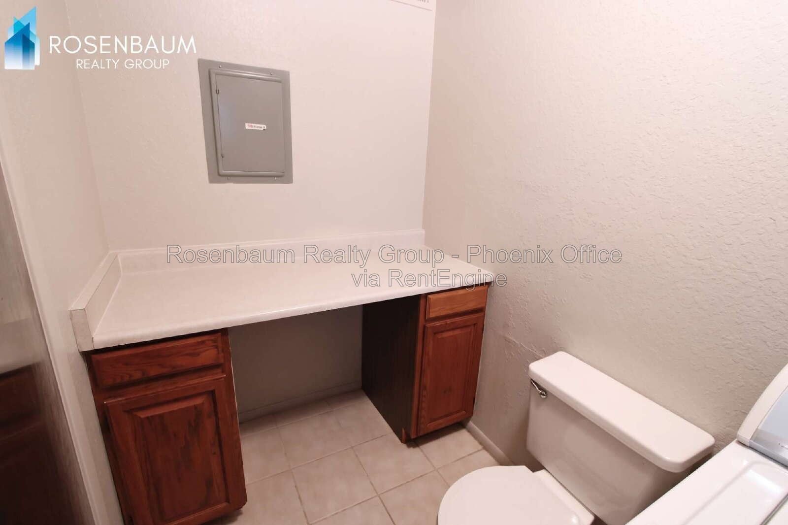 Charming and Cozy 2-bedrooms, 1.5-baths home in Casa Grande! property image