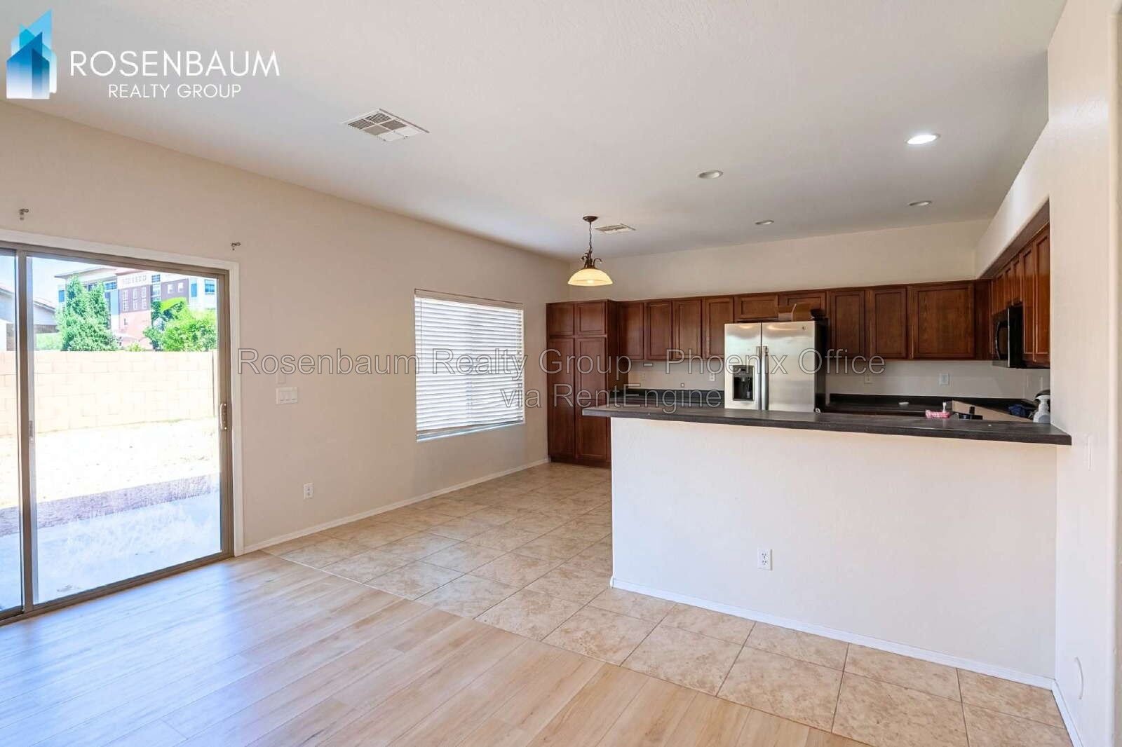 Beautifully charming 4-beds, 2.5-baths two-story home in Casa Grande! property image