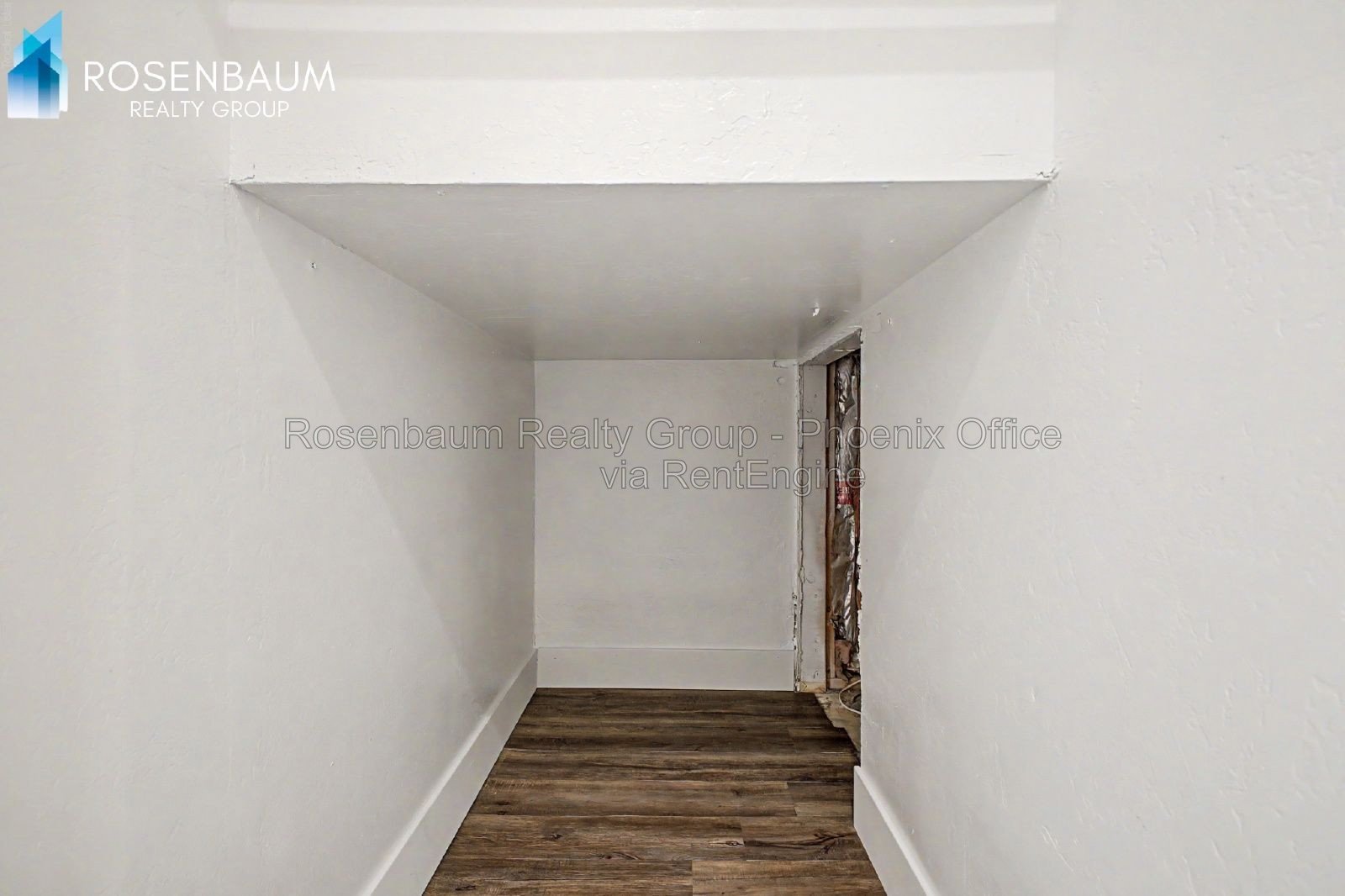 Beautifully Renovated 2-beds, 1.5-baths townhome located within the desirable Sarkis Manor community! property image