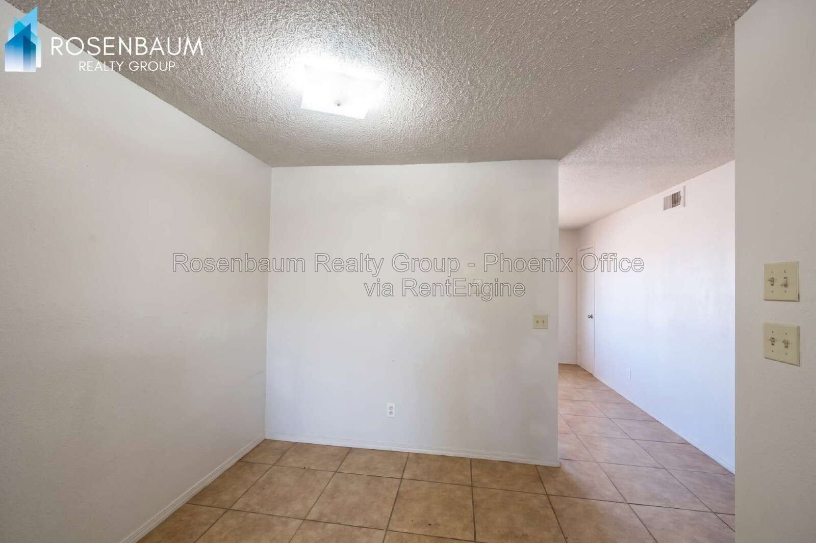 Cute and cozy 2-bedrooms, 1-bath upstairs apartment in Mesa! property image