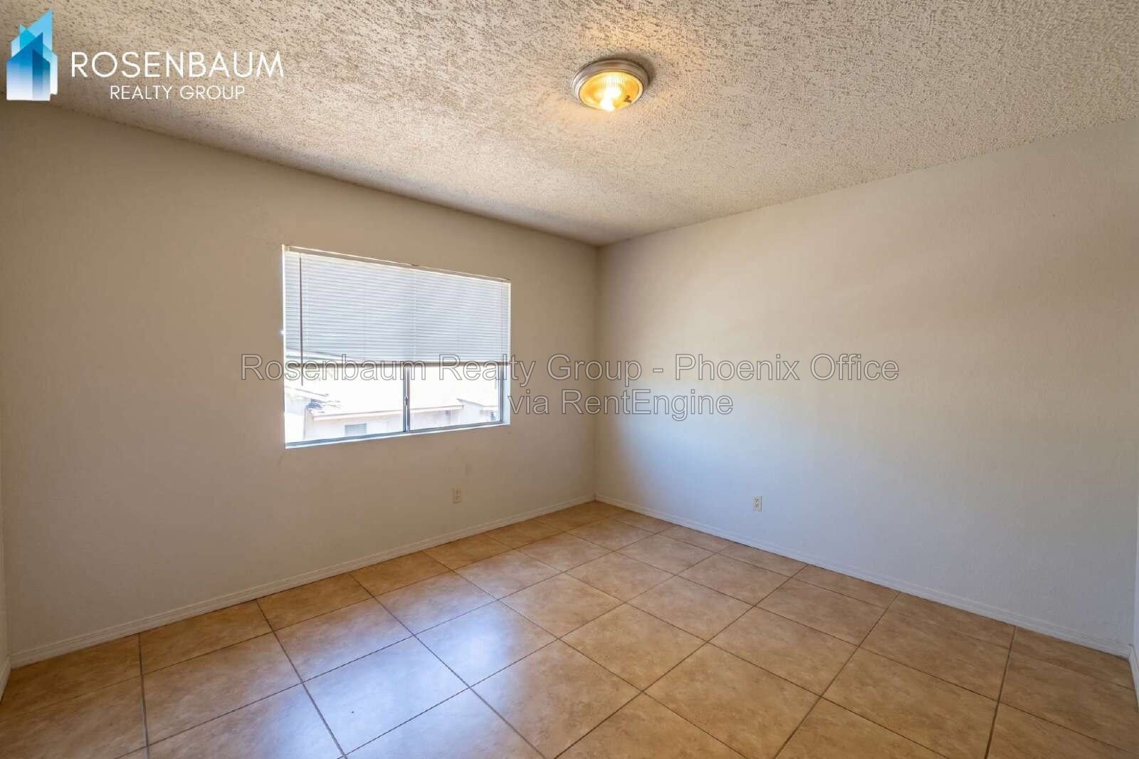 Cute and cozy 2-bedrooms, 1-bath upstairs apartment in Mesa! property image