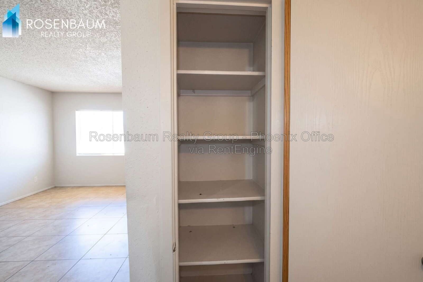 Cute and cozy 2-bedrooms, 1-bath upstairs apartment in Mesa! property image