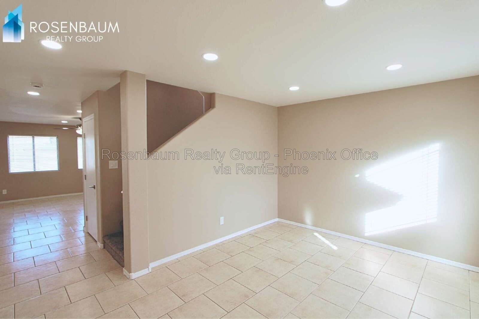 Gorgeous 4-bedrooms, 2.5-baths 2-story home in Johnson Ranch community! property image