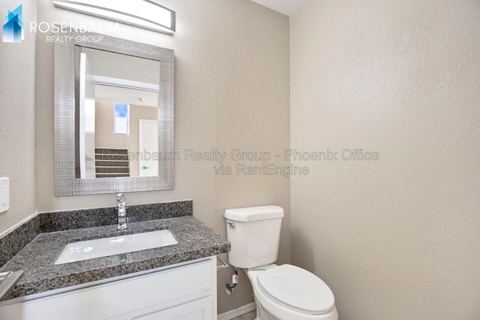 Gorgeous 4-bedrooms, 2.5-baths 2-story home in Johnson Ranch community! property image