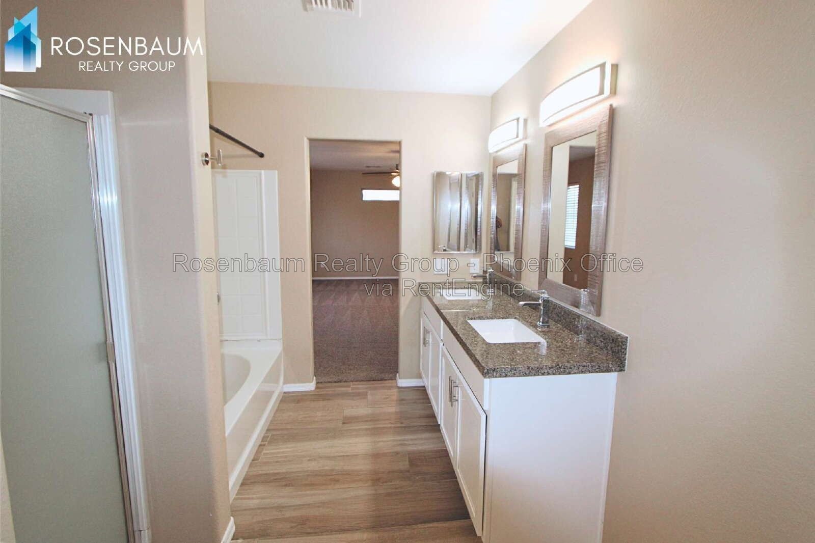 Gorgeous 4-bedrooms, 2.5-baths 2-story home in Johnson Ranch community! property image