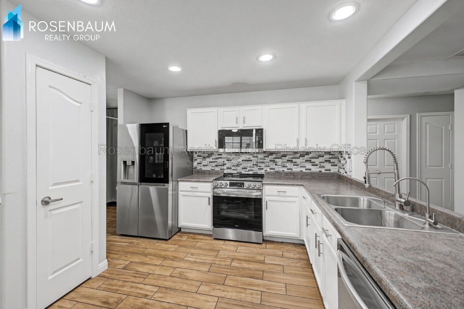 Beautifully charming 3-Bedroom, 2-Bath Home in the Sought-After Acacia Crossings community of Maricopa! property image