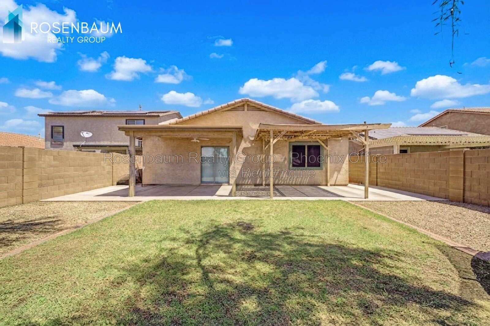 Beautifully charming 3-Bedroom, 2-Bath Home in the Sought-After Acacia Crossings community of Maricopa! property image