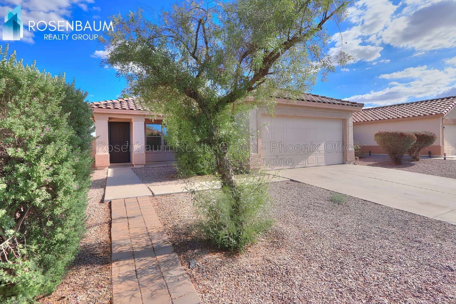Beautifully charming 3-Bedroom, 2-Bath home in the desirable SK Ranch community of Casa Grande! property image