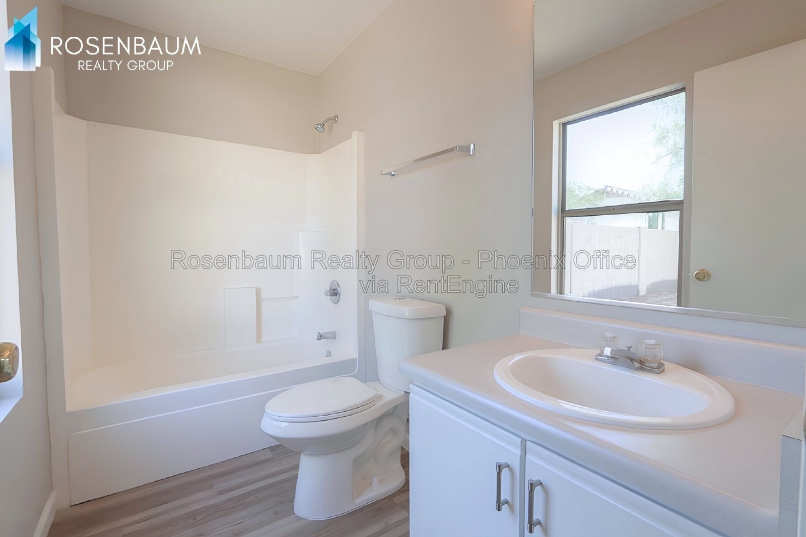 Beautifully charming 3-Bedroom, 2-Bath home in the desirable SK Ranch community of Casa Grande! property image
