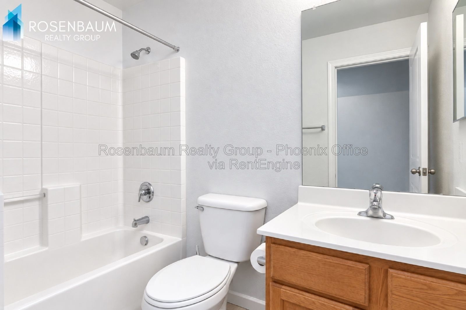 Beautifully charming 3-bedroom, 2-bath home in the desirable Los Portales community of Casa Grande! property image