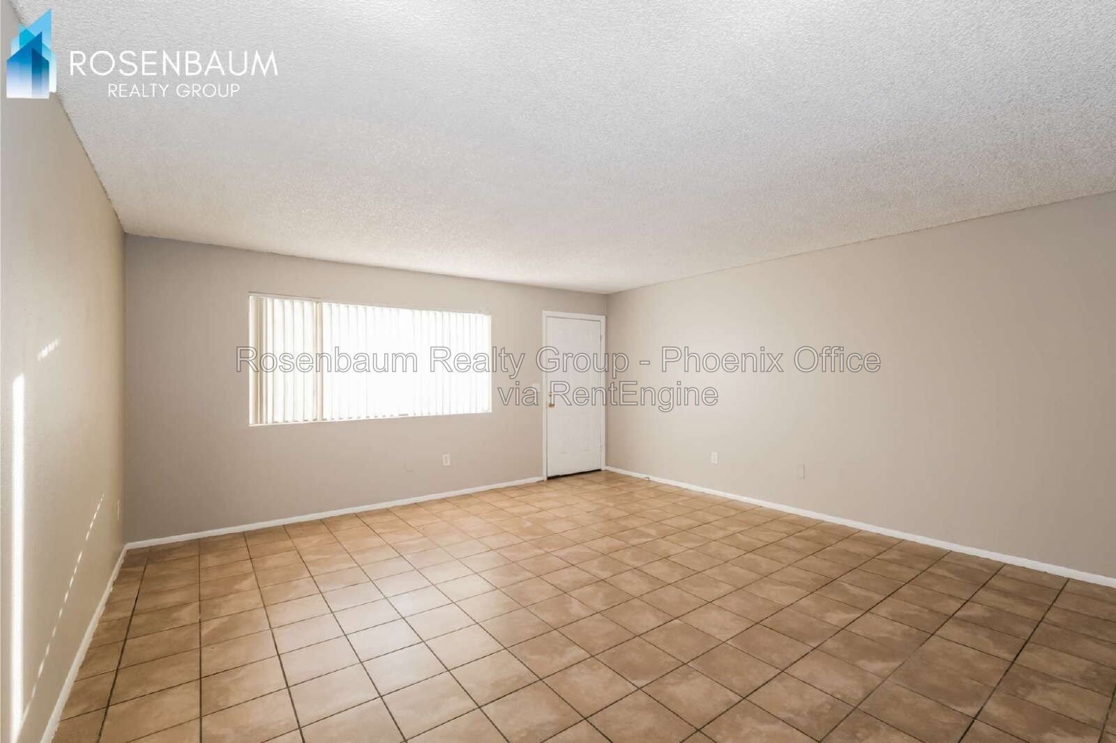 Charming 2-bedrooms, 1-baths upstairs apartment in Phoenix! property image