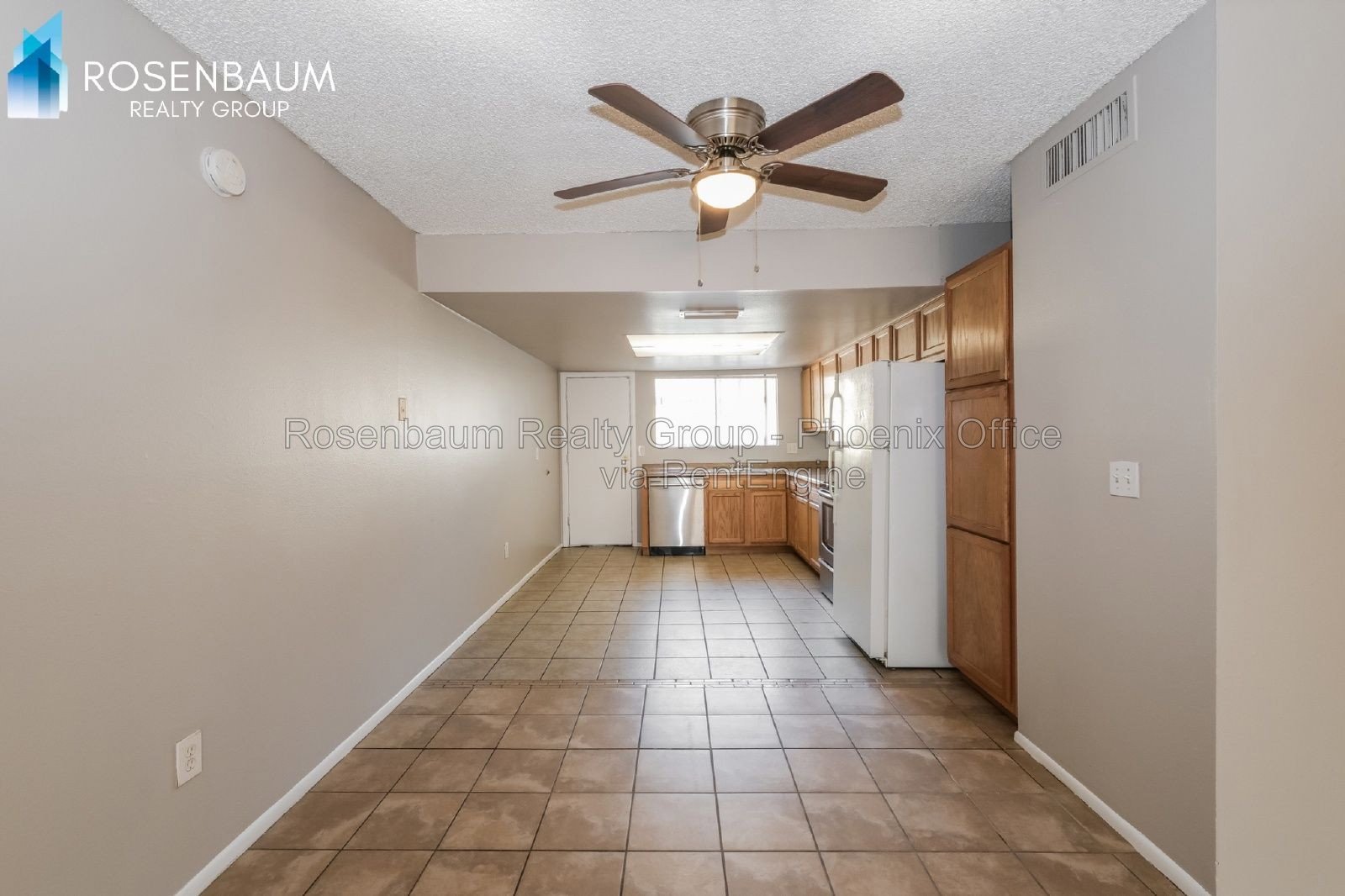 Charming 2-bedrooms, 1-baths upstairs apartment in Phoenix! property image
