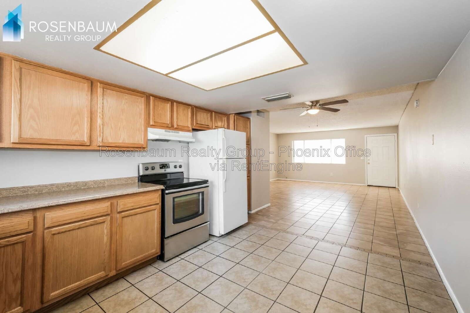 Charming 2-bedrooms, 1-baths upstairs apartment in Phoenix! property image