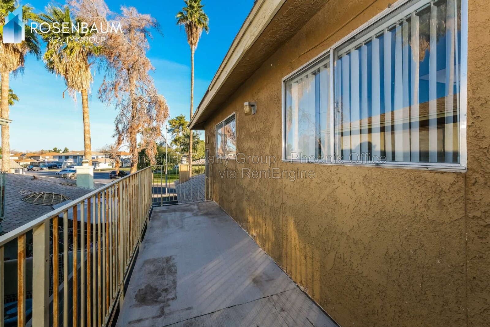 Charming 2-bedrooms, 1-baths upstairs apartment in Phoenix! property image