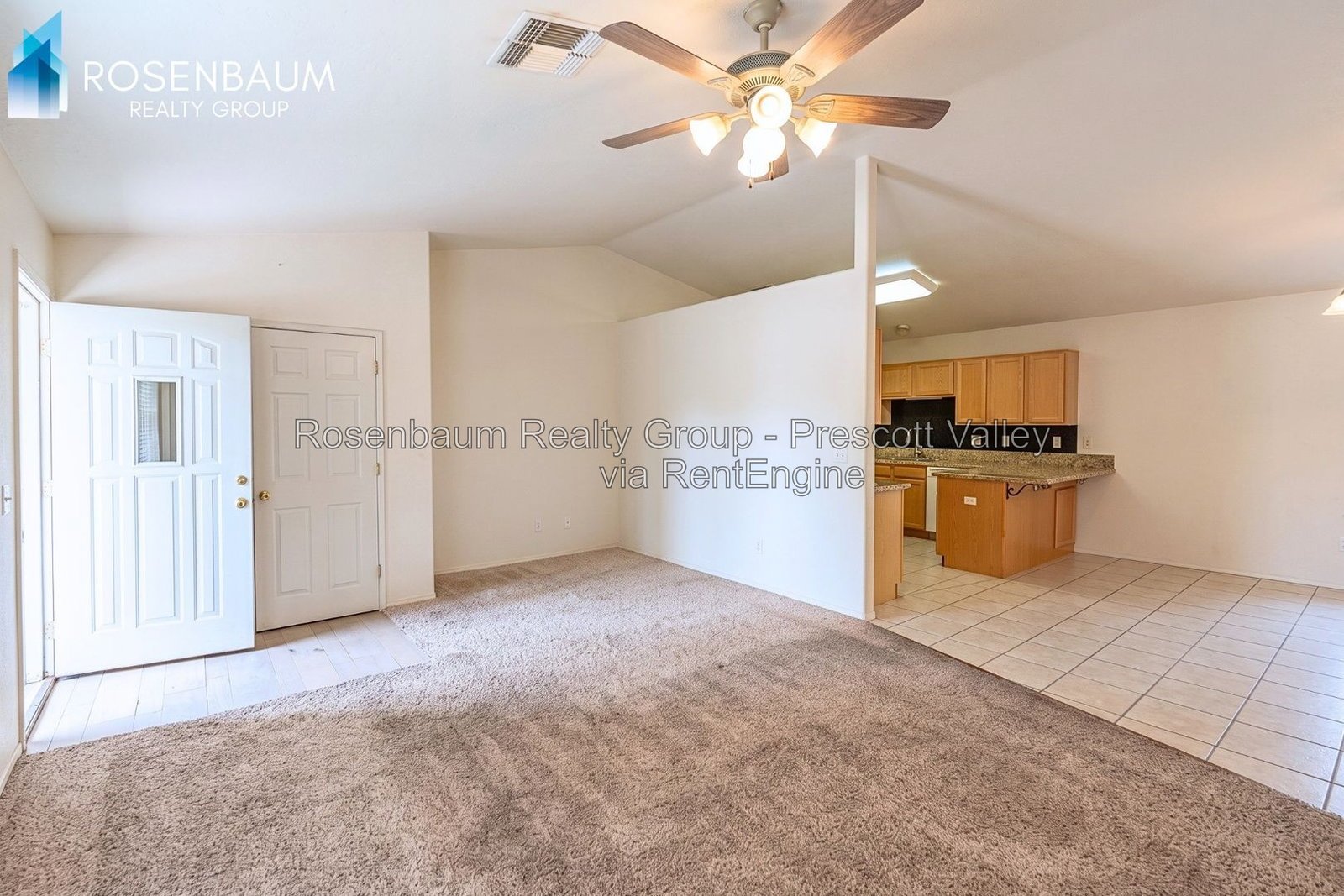 Stunning 3-bedroom 2-bathrooms home with a a space to relax and drink your morning coffee! property image