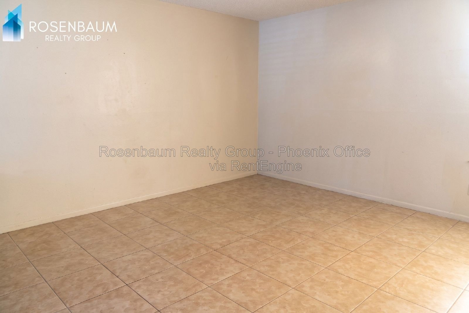 Cozy 2-Bedroom Apartment in Convenient Mesa Location property image