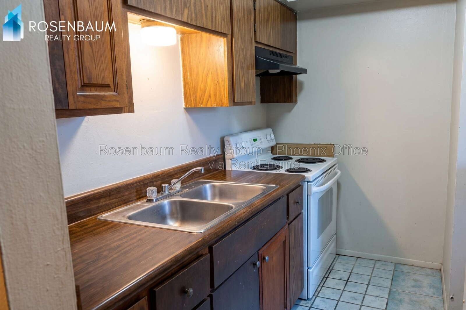 Cozy 2-Bedroom Apartment in Convenient Mesa Location property image