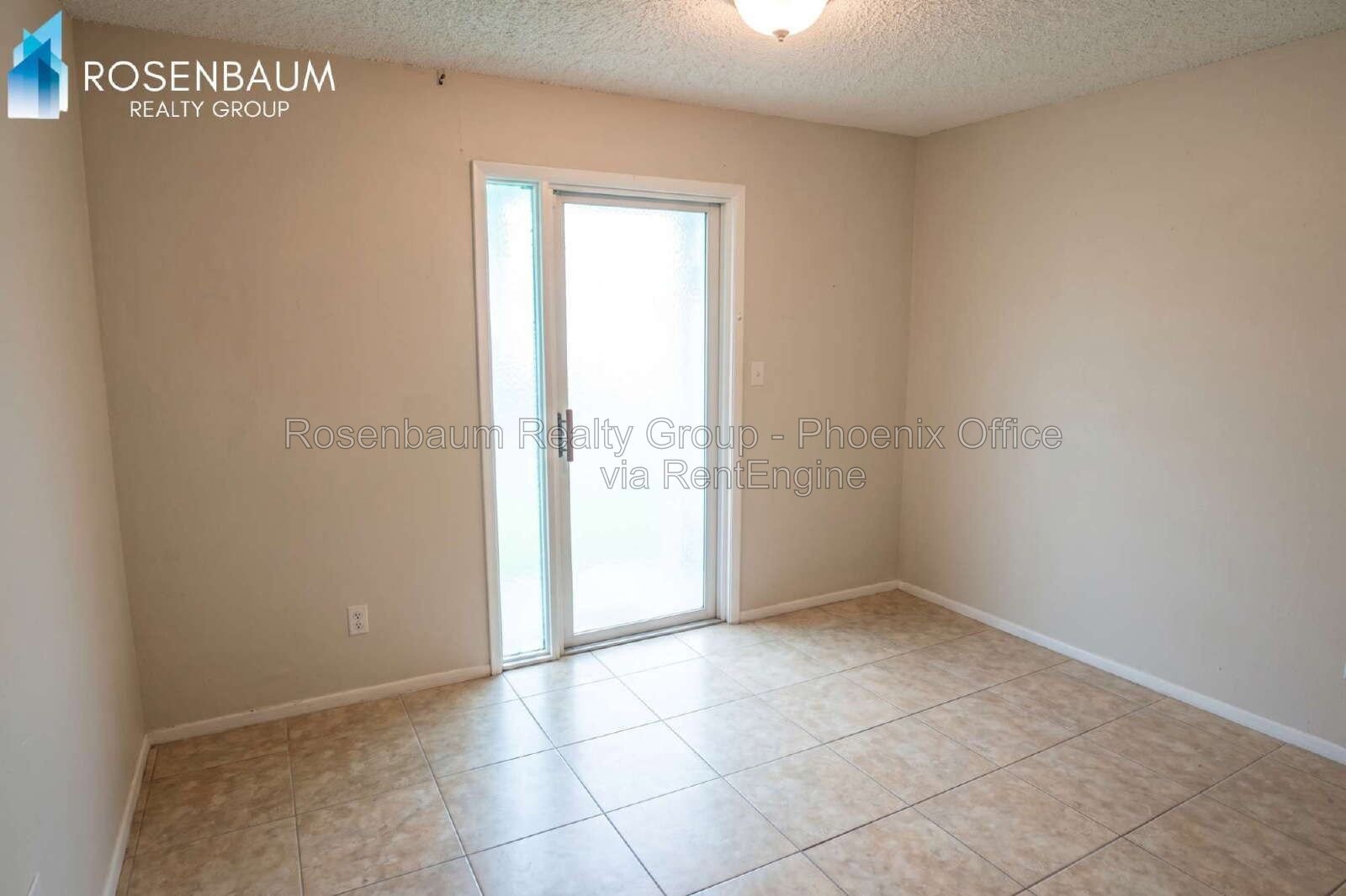 Cozy 2-Bedroom Apartment in Convenient Mesa Location property image