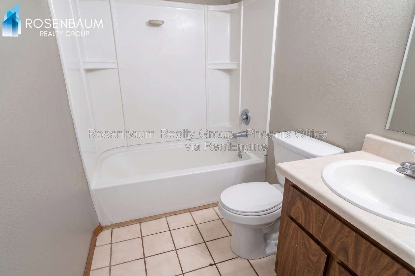 Cozy 2-Bedroom Apartment in Convenient Mesa Location property image