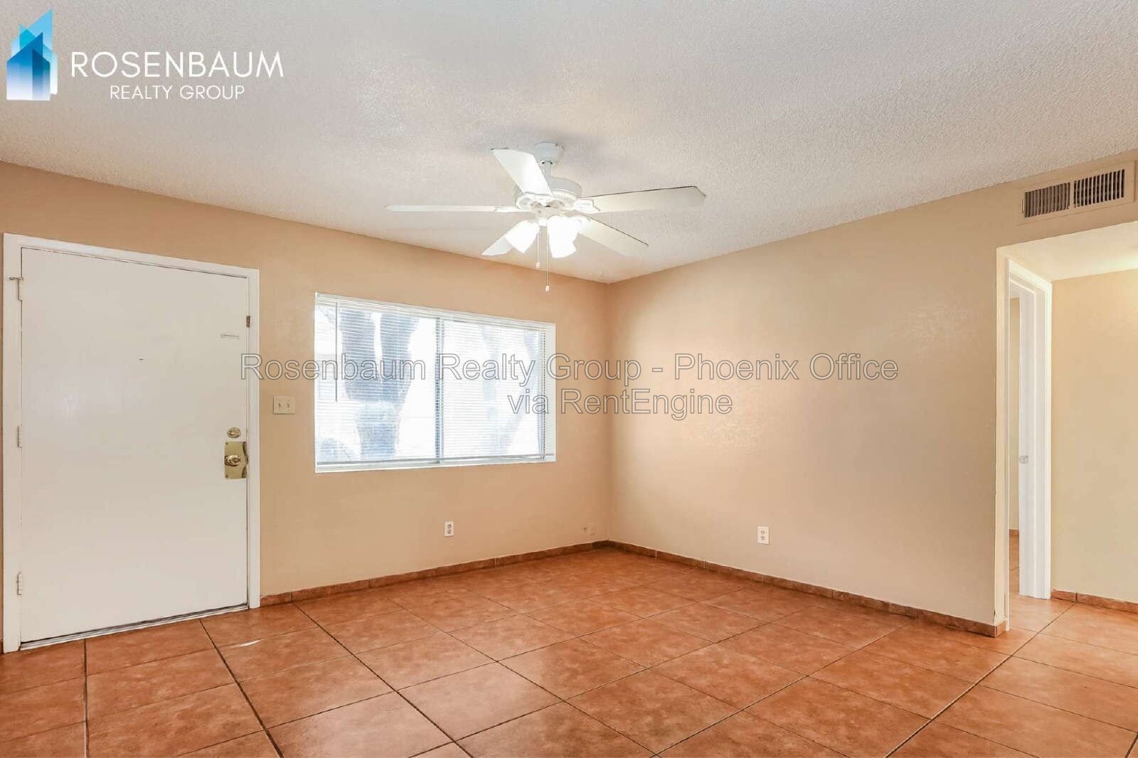 Charming and cozy 2-bedrooms, 1-bath apartment tucked inside a quiet 4-plex in the heart of Mesa! property image