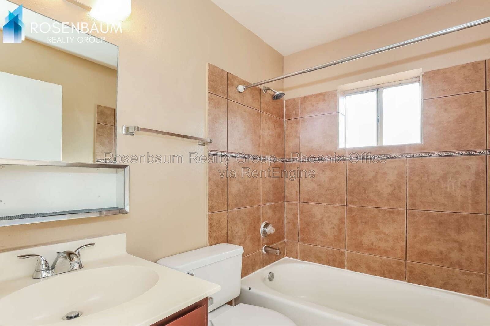 Charming and cozy 2-bedrooms, 1-bath apartment tucked inside a quiet 4-plex in the heart of Mesa! property image
