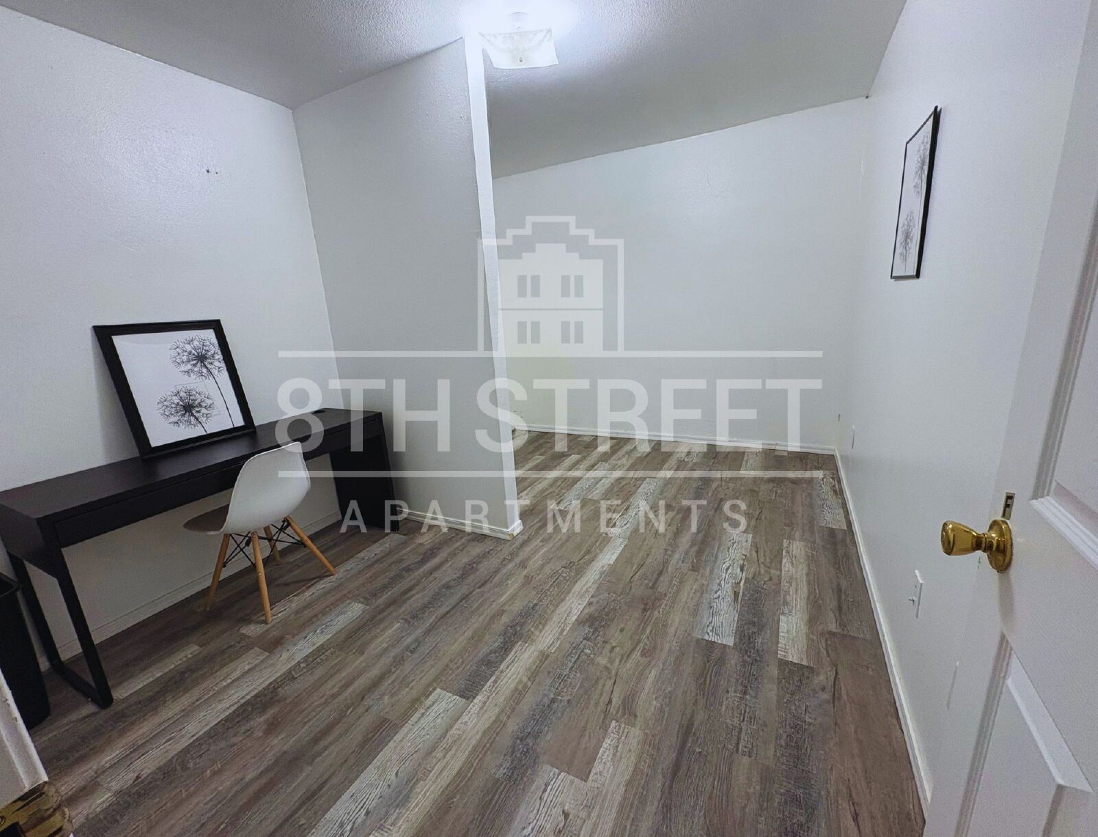 Affordable Private Rooms with Shared Living — WIFI Included + 1/2 OFF GYM MEMBERSHIP at 8th Street Apartments! STUDENT DORMS property image