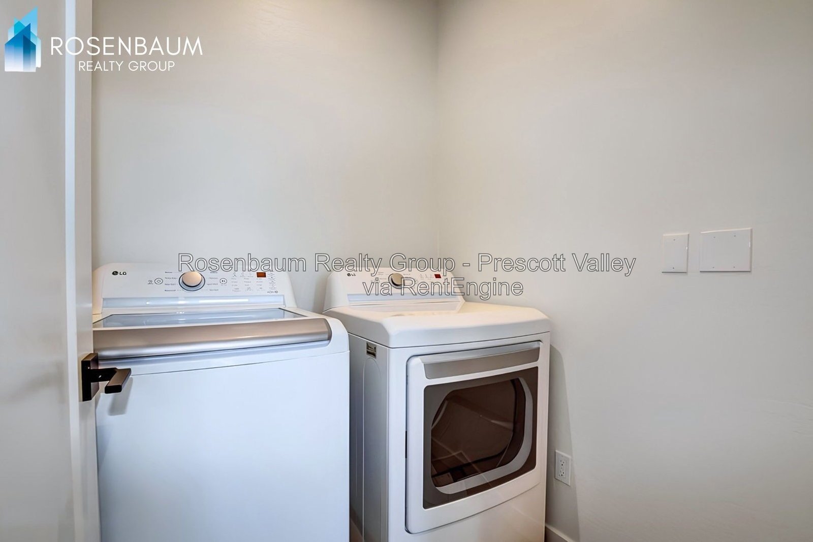 Gorgeous 2-beds, 2-baths single level home in the beautiful new Jasper community! property image