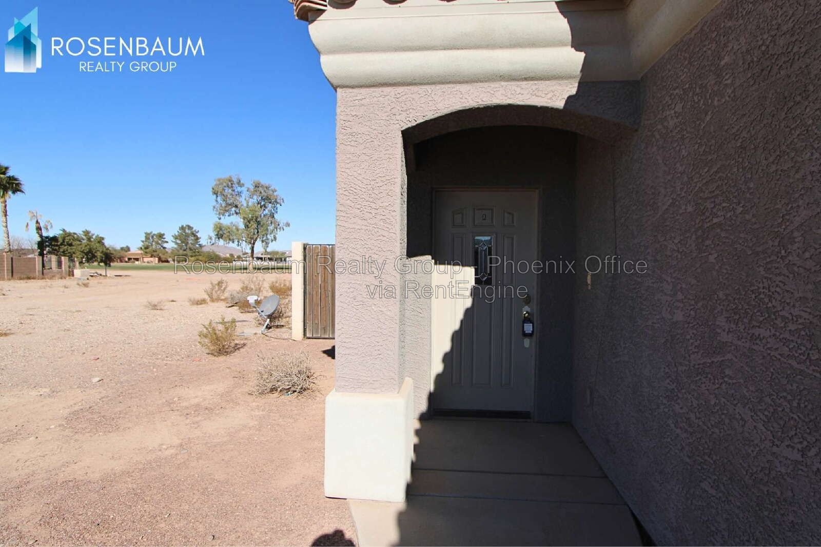 Beautiful 2-bedrooms, 2-baths two-story home in Arizona City! property image