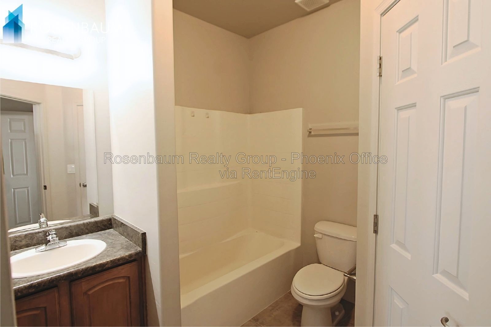 Beautiful 2-bedrooms, 2-baths two-story home in Arizona City! property image