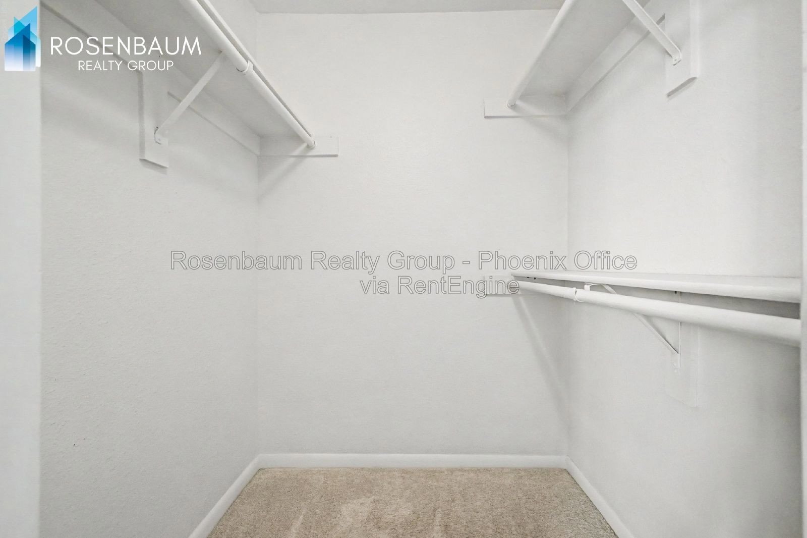 Charming 2-beds, 2-baths upstairs condo near Old Town Scottsdale! property image