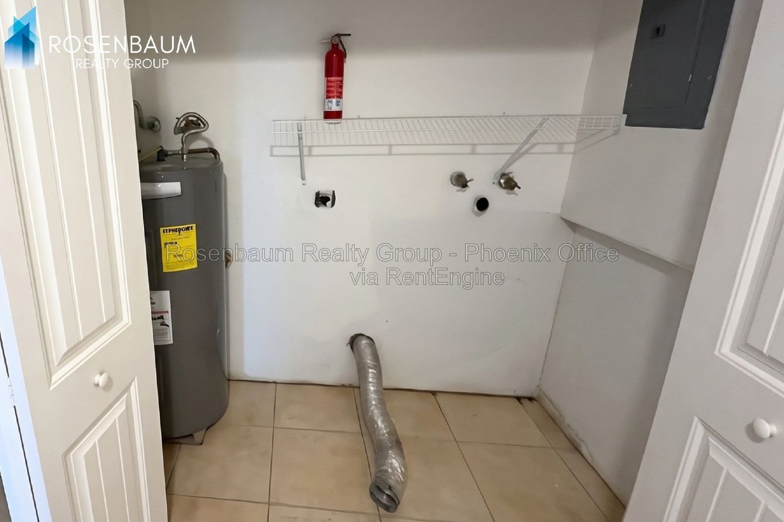 Charming 2-beds, 1-bath downstairs 4-plex apt in the heart of Chandler property image