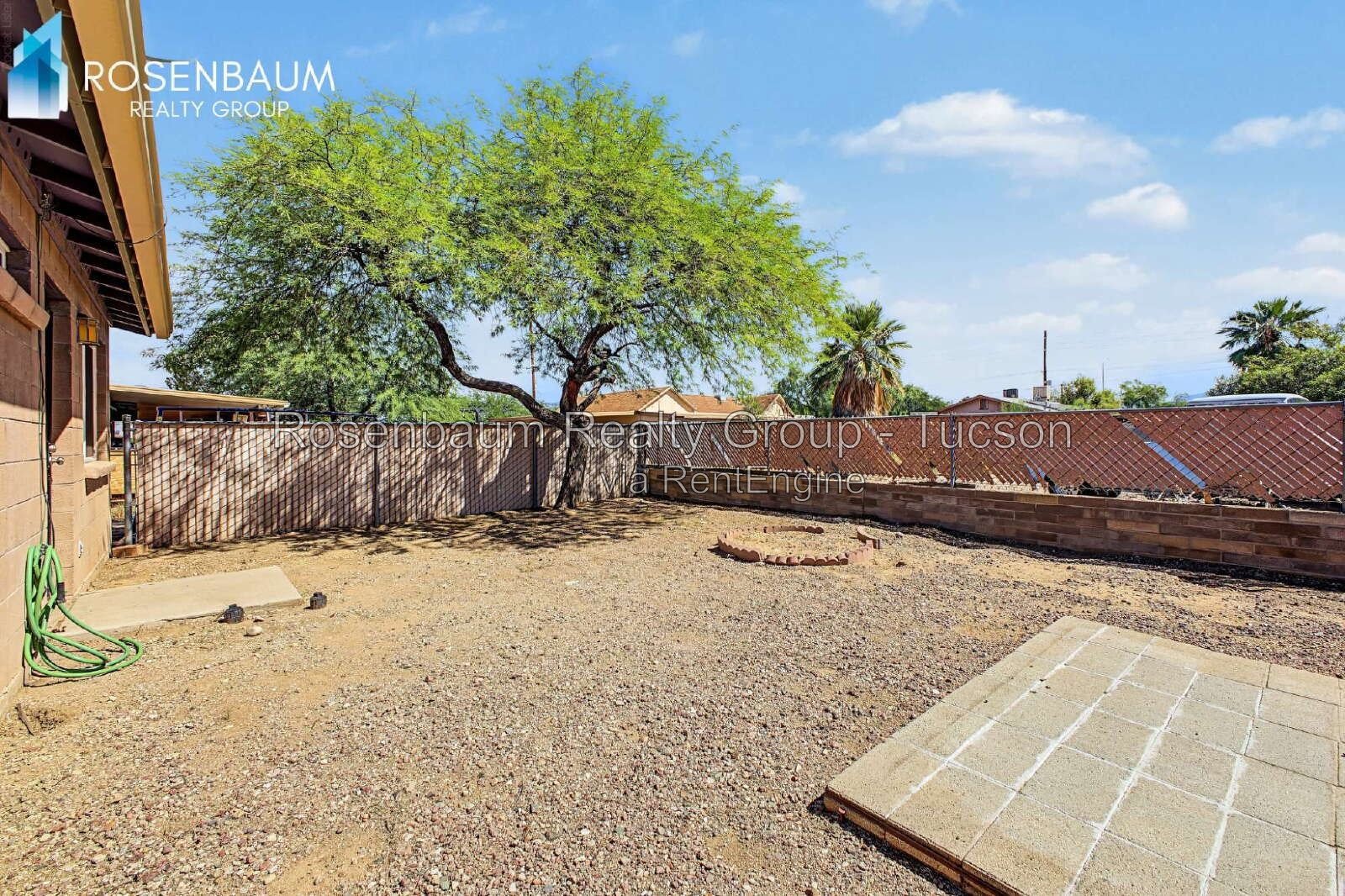 Charming 2-beds, 2-baths single family home in Tucson! property image