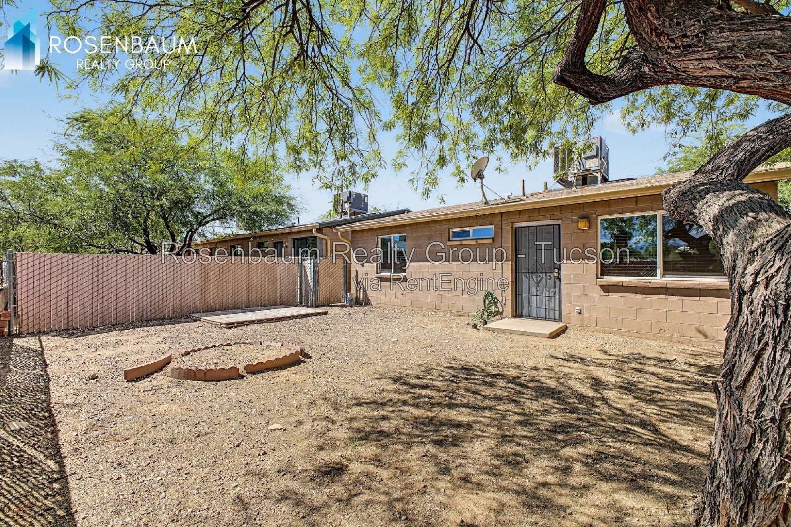 Charming 2-beds, 2-baths single family home in Tucson! property image