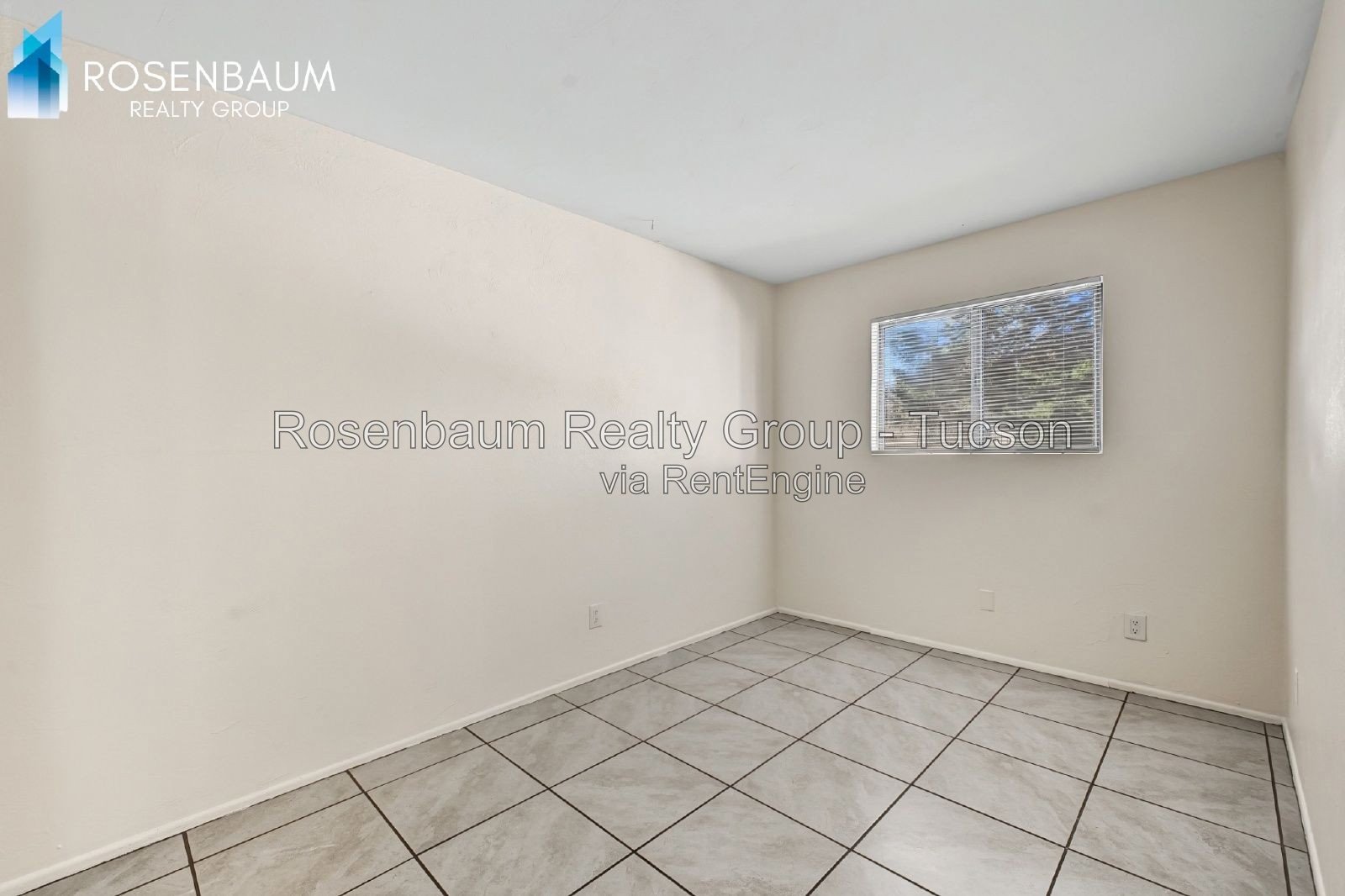 Spacious 2-Bedroom, 2-Bath Apartment in a Convenient Tucson Location property image