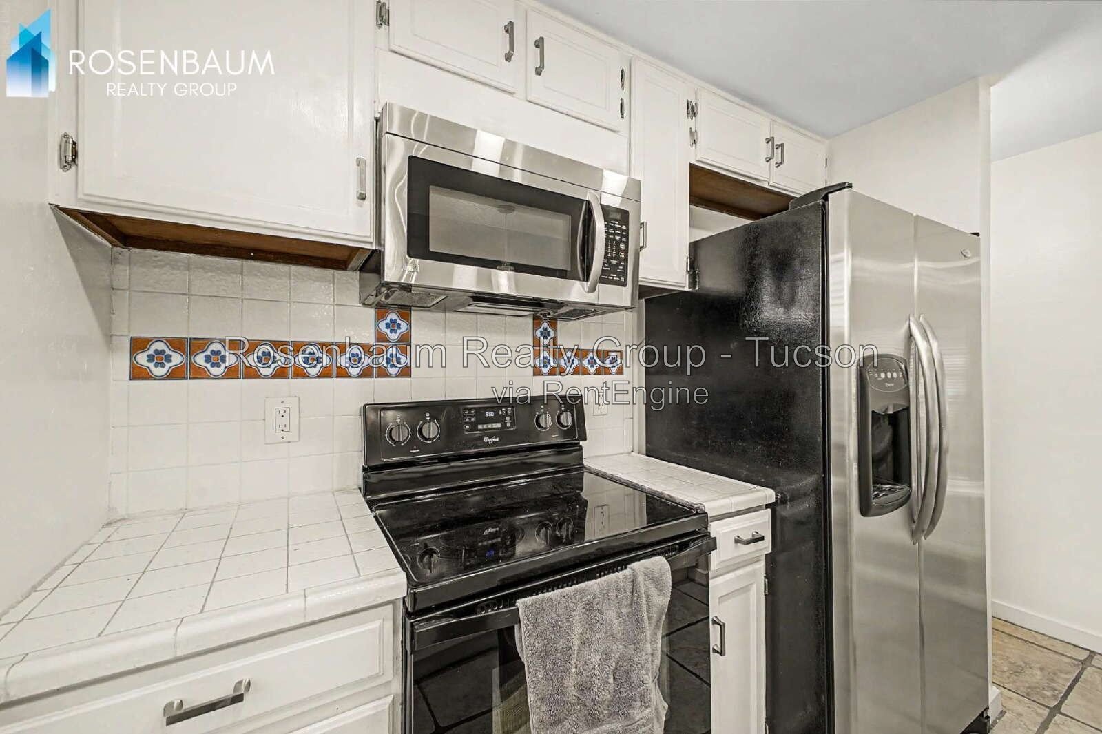 Charming 2-beds, 1-bath duplex nestled in Tucson’s Miles Neighborhood! property image