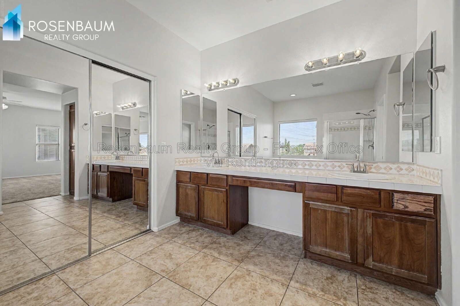 Beautifully charming 4-beds, 2.5-baths two-story home in Casa Grande! property image