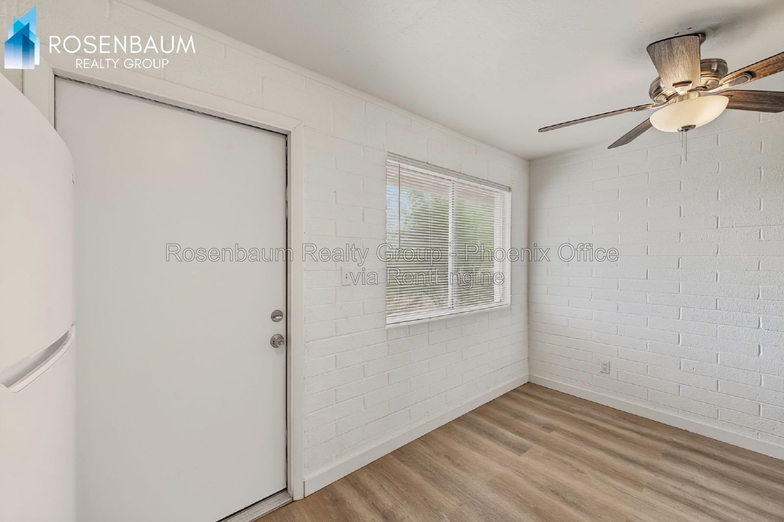 Beautifully charming 2-bedroom, 1-bath single-level triplex apartment in Casa Grande! property image