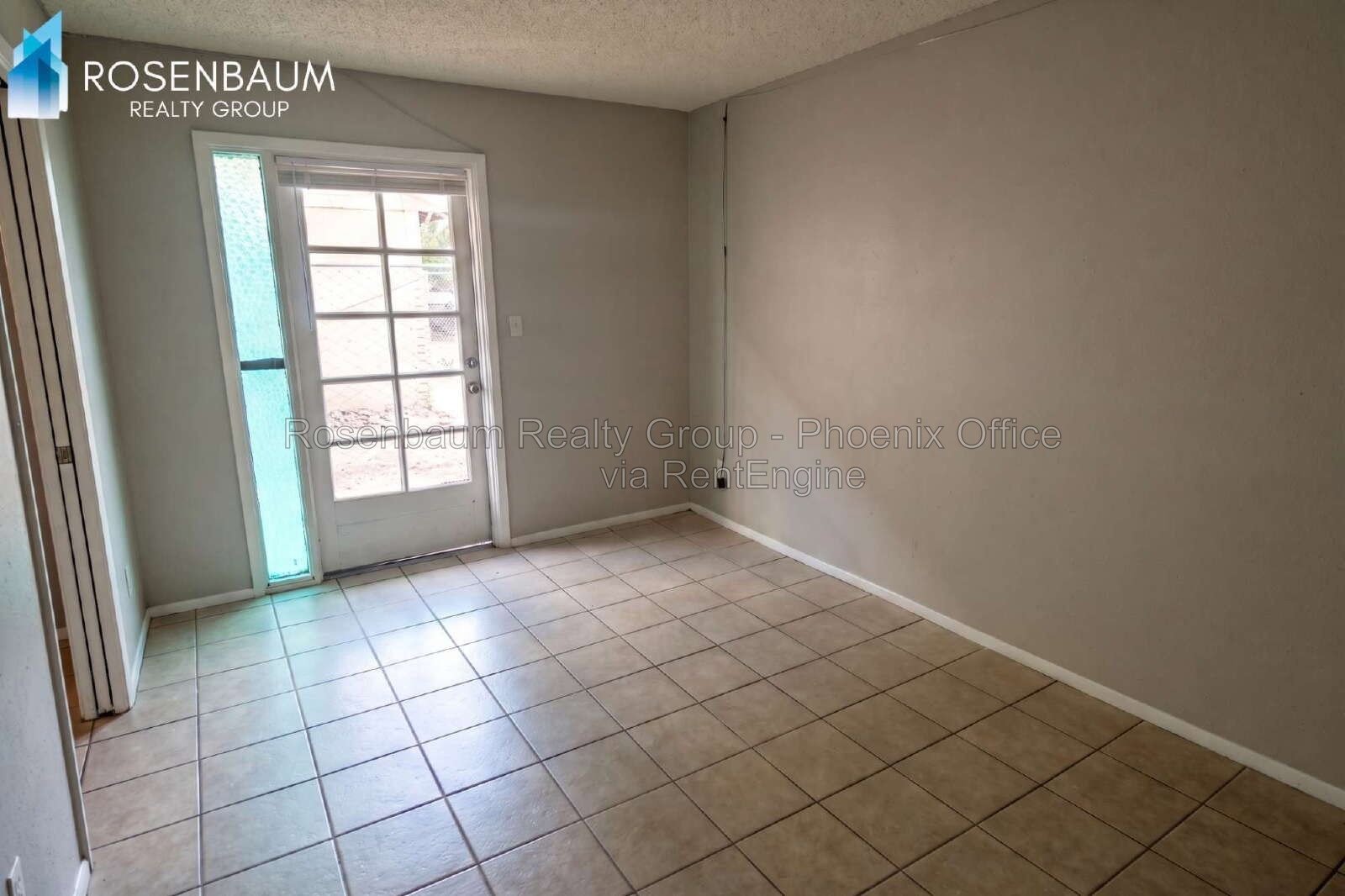 Charming & cozy 2-bedrooms, 1-bath apartment in the Heart of Mesa! property image