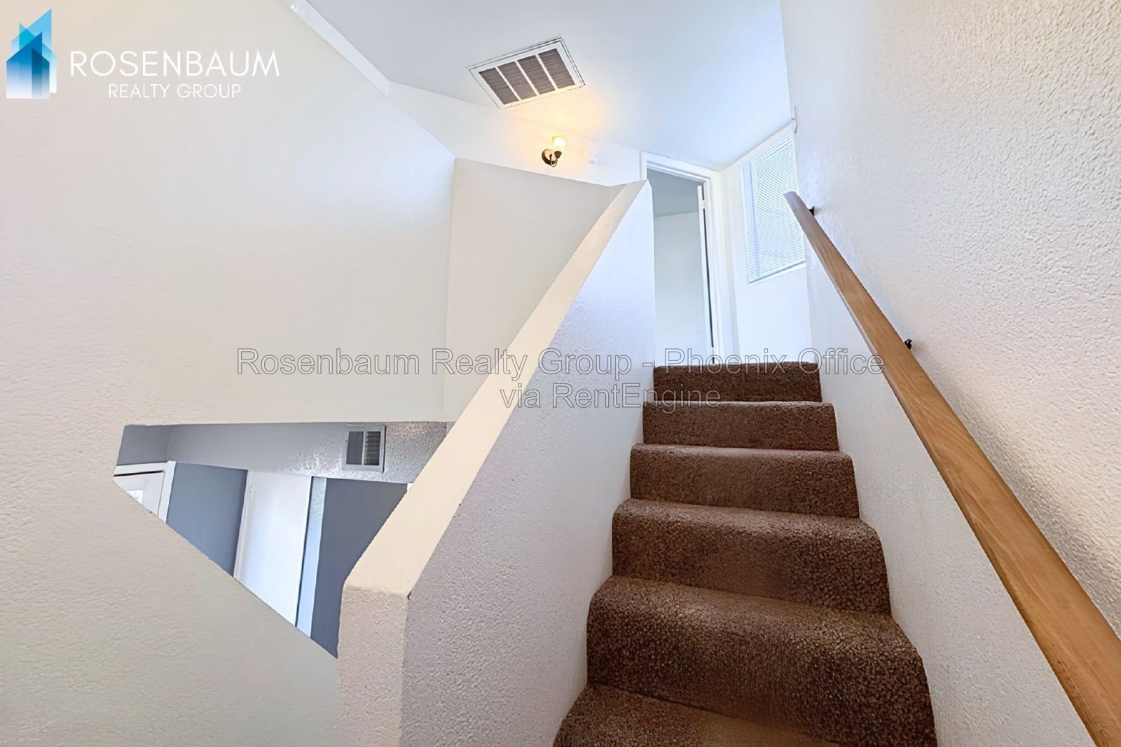 Charming two-story, 2-bedrooms, 1-bath townhome-style apartment in Mesa! property image