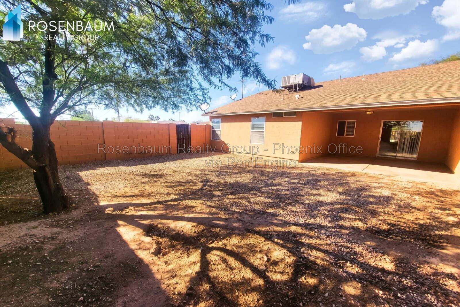 Spacious 3-Bedroom Home with 2-Car Garage in Arizona City property image