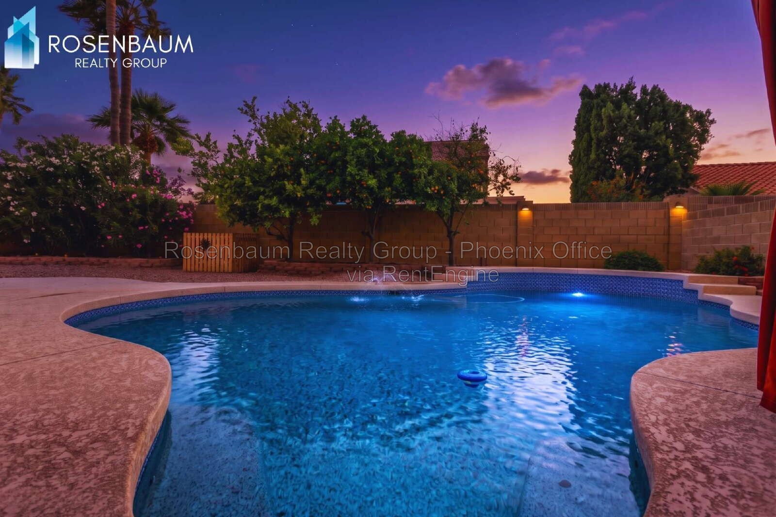 Gorgeous 3-bedrooms, 2-baths home nestled in the desirable Ahwatukee community of Phoenix! property image