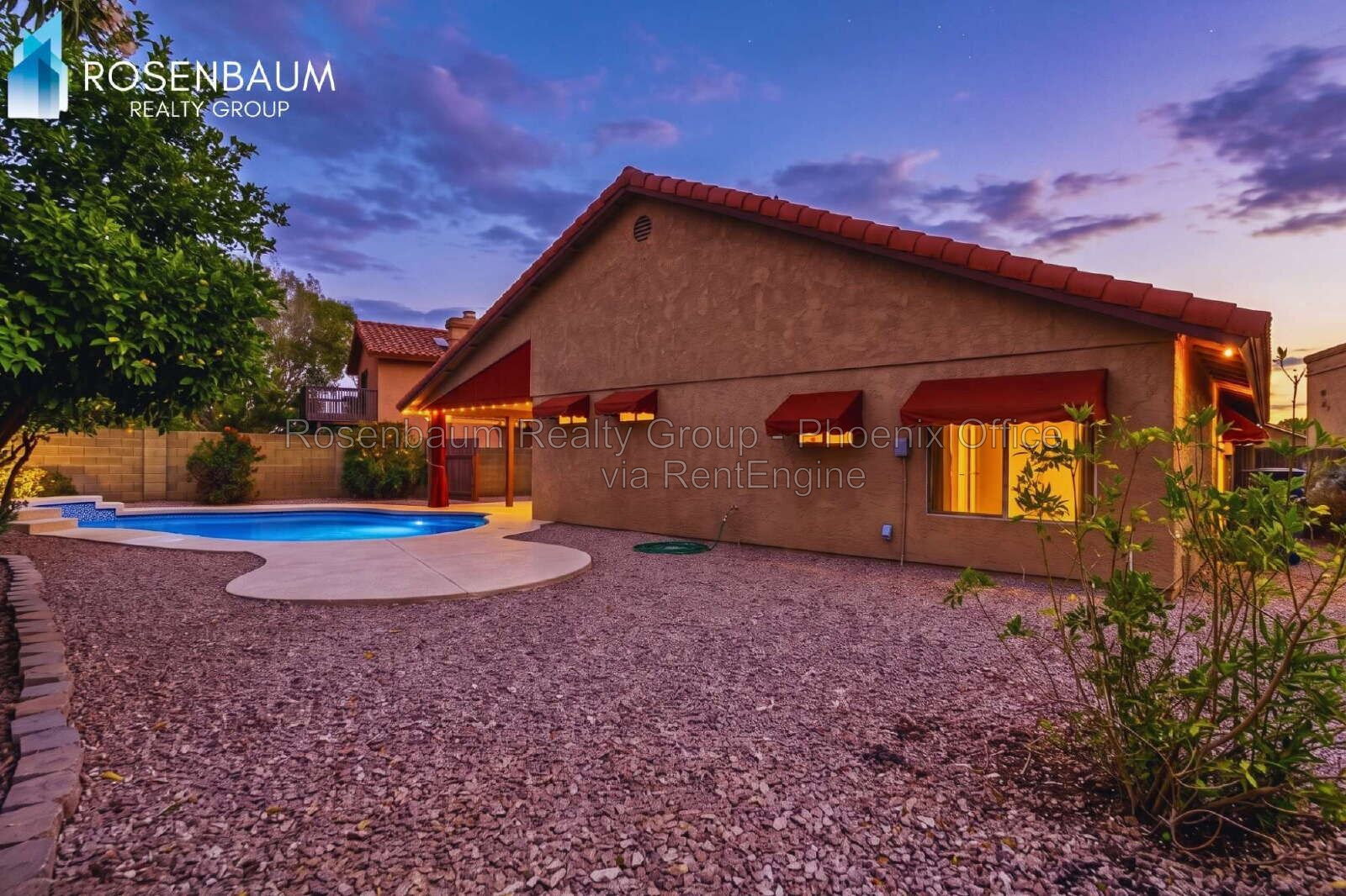 Gorgeous 3-bedrooms, 2-baths home nestled in the desirable Ahwatukee community of Phoenix! property image