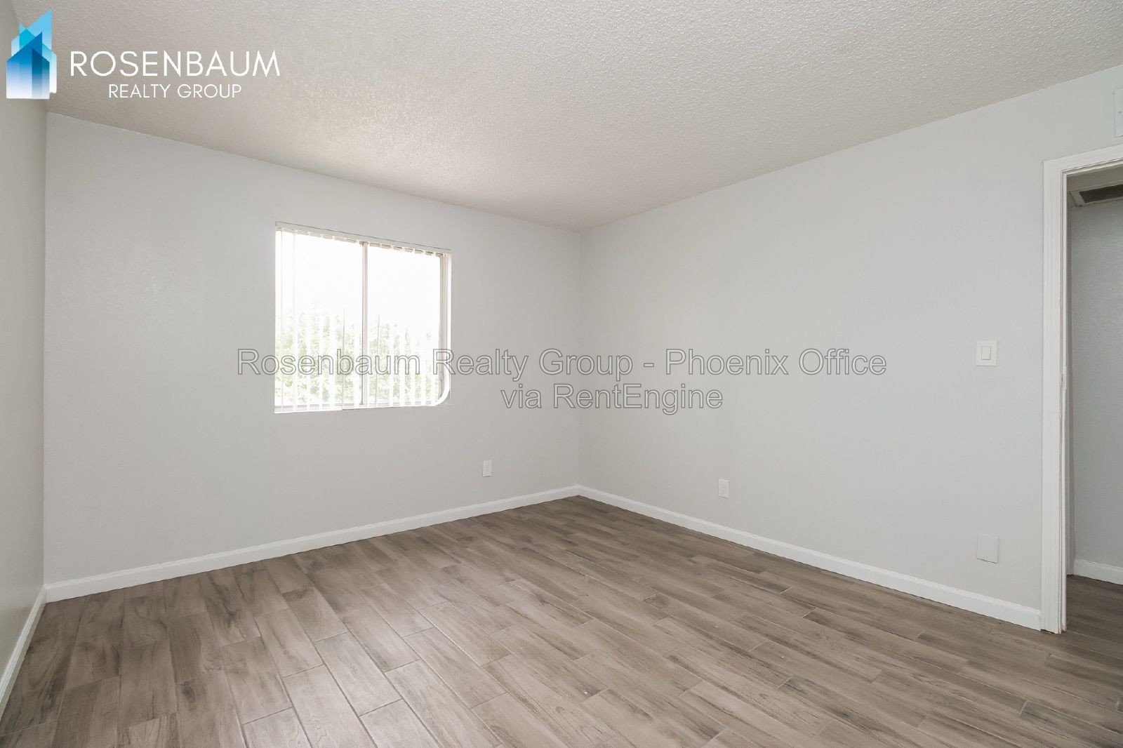 Charming 2-Bedrooms, 1-bath Oasis in Mesa – Cozy Living! property image