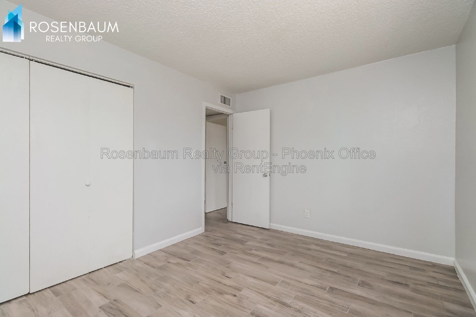 Charming 2-Bedrooms, 1-bath Oasis in Mesa – Cozy Living! property image